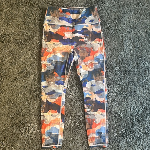 Fabletics Camo Leggings - Picture 2 of 7